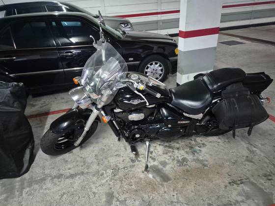 SUZUKI BOULEVARD M800 